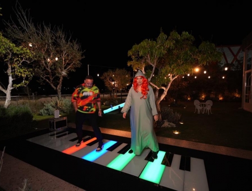 מתחמים מאירים בחושך | קימיז